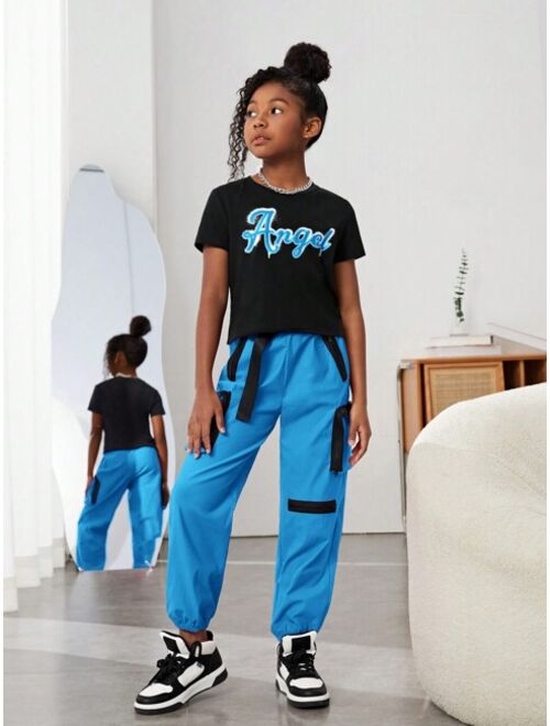 SHEIN Kids Cooltwn Tween Girl Letter Graphic Tee & Buckle Detail Pants