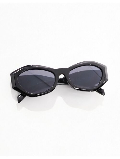 South Beach slim round sunglasses in black