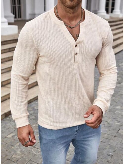 Shein Manfinity Homme Men Notched Collar Waffle Knit Long Sleeve T-Shirt